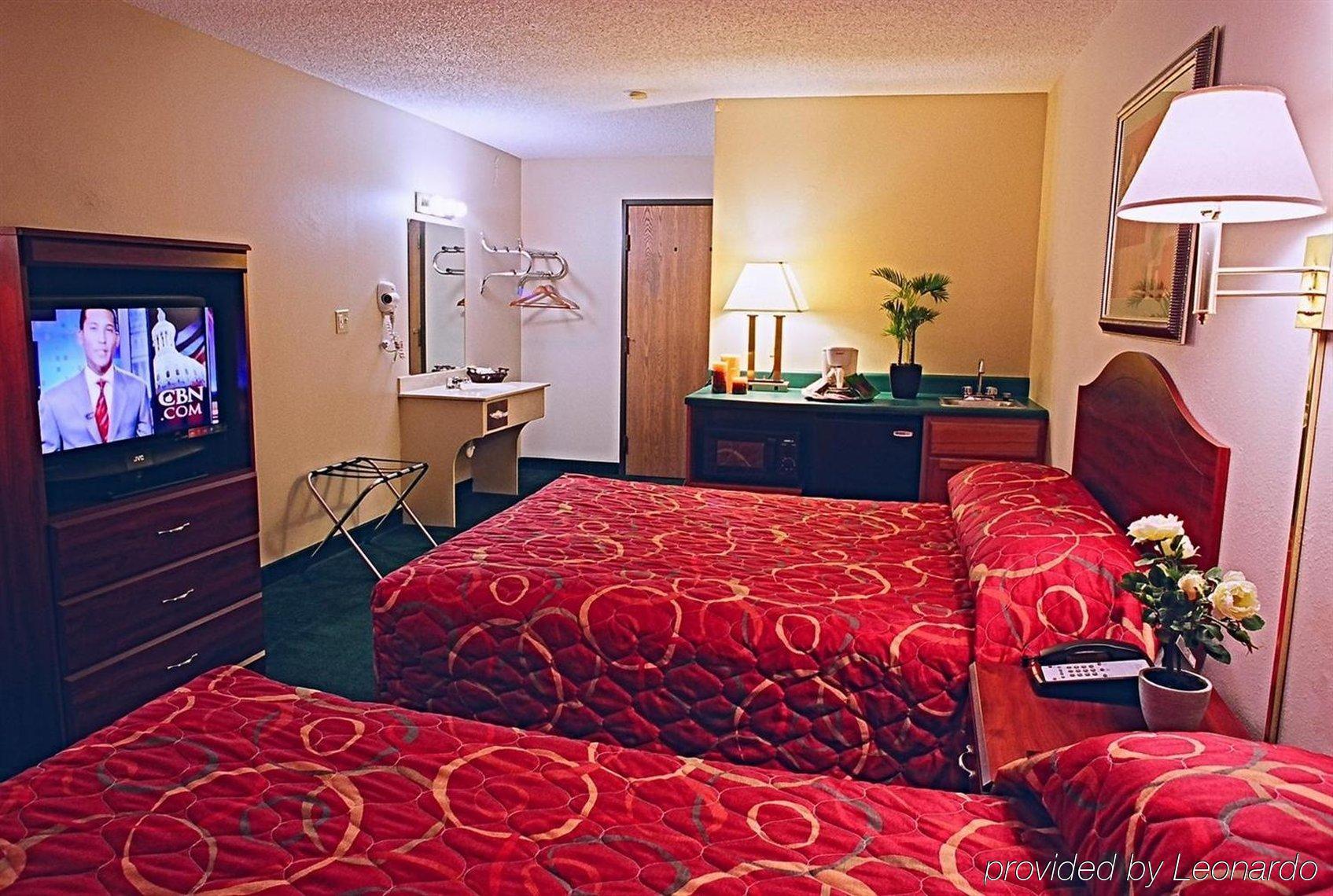 Americas Best Value Inn St. Louis / South Mehlville Стая снимка