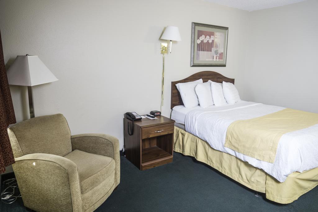 Americas Best Value Inn St. Louis / South Mehlville Екстериор снимка