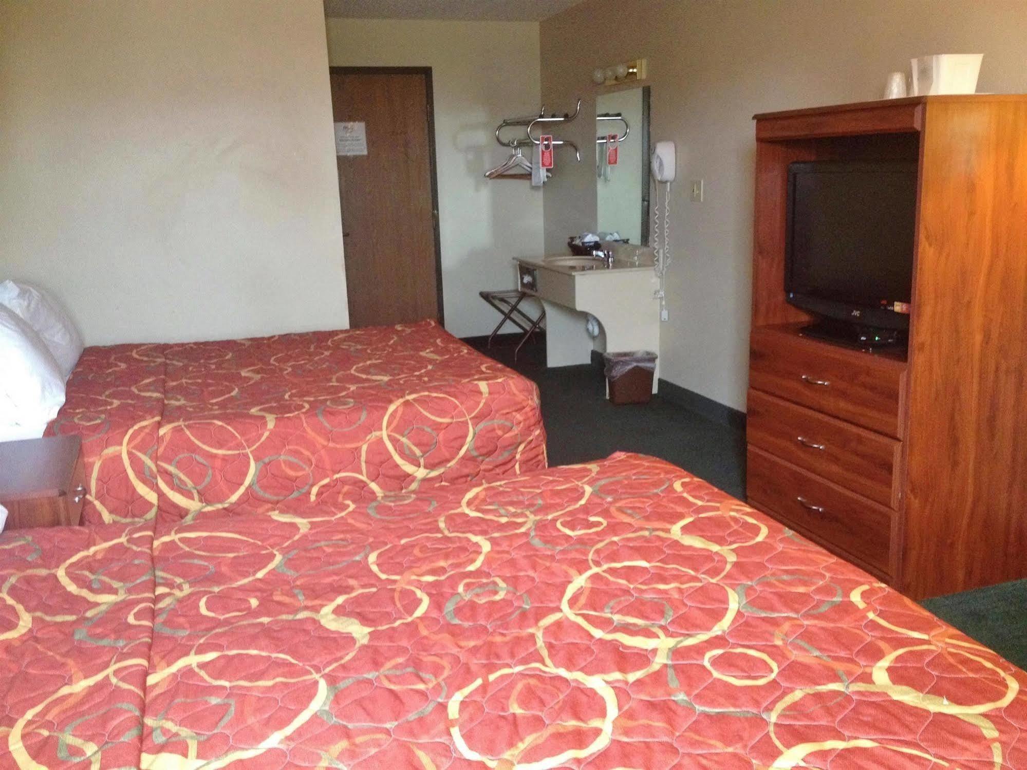 Americas Best Value Inn St. Louis / South Mehlville Екстериор снимка