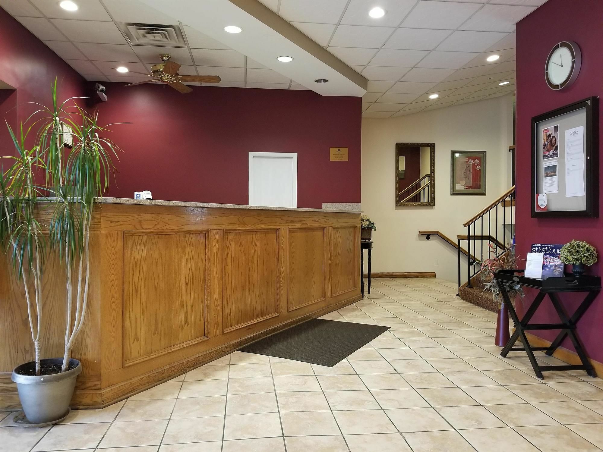 Americas Best Value Inn St. Louis / South Mehlville Екстериор снимка